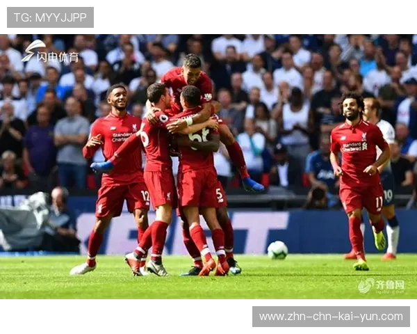 利物浦连续中路渗透造成破门良机，萨拉赫点到为止